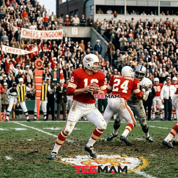 Kansas City Chiefs Throwback Uniforms: A Style Retrospective 12 Kansas City Chiefs Early Arrowhead Uniform Era