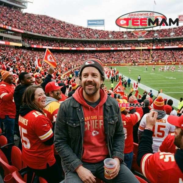 Famous Kansas City Chiefs Fans You Might Not Know About 12 Jason Sudeikis Kansas City Chiefs Game Day Support