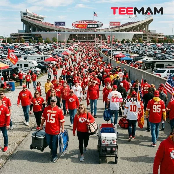Kansas City Chiefs Tailgate Traditions: How Fans Celebrate Game Day 14 Kansas City Chiefs Arrowhead Stadium Arrival