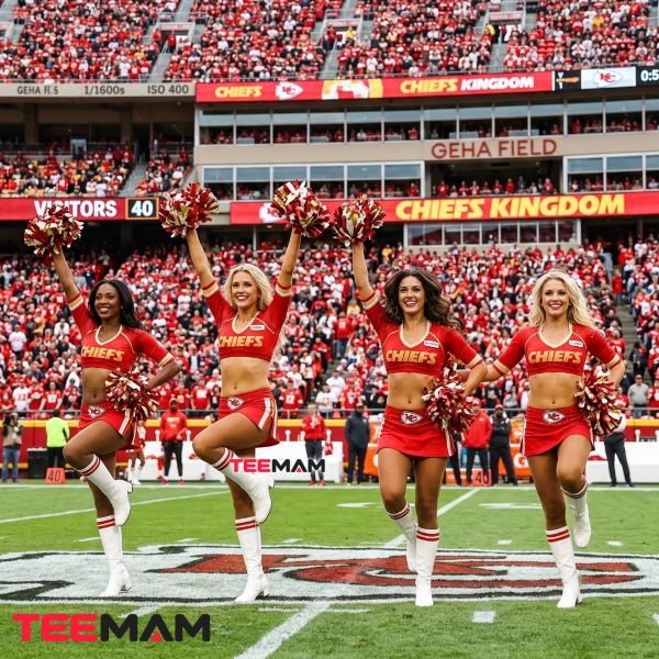 Kansas City Chiefs Cheerleaders: History and Role in Gameday Culture 12 Kansas City Chiefs Cheerleaders Gameday Performance