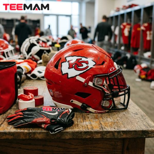 Kansas City Chiefs Helmet With Arrowhead Logo