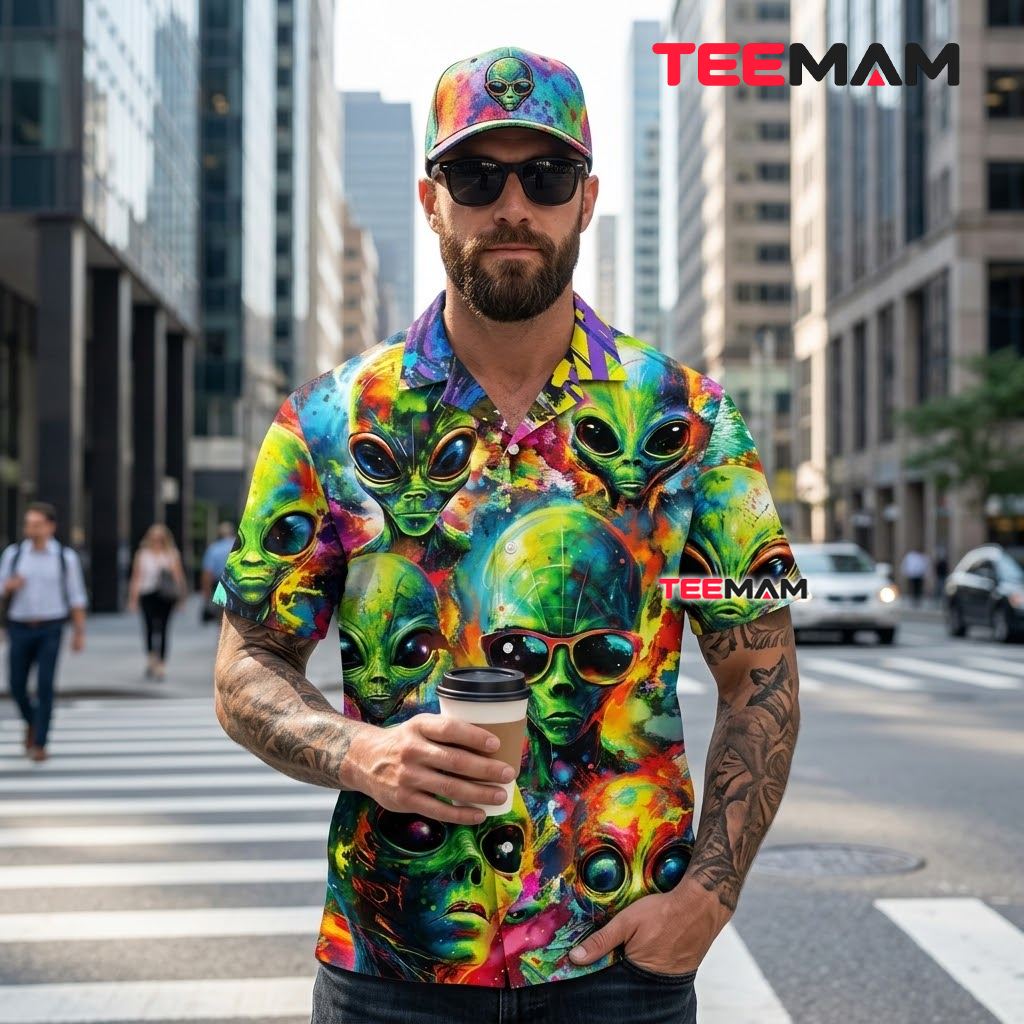 Alien Hawaiian Shirt Watercolor Face Portrait Back Alien Hawaiian Shirt Watercolor Face Portrait Back