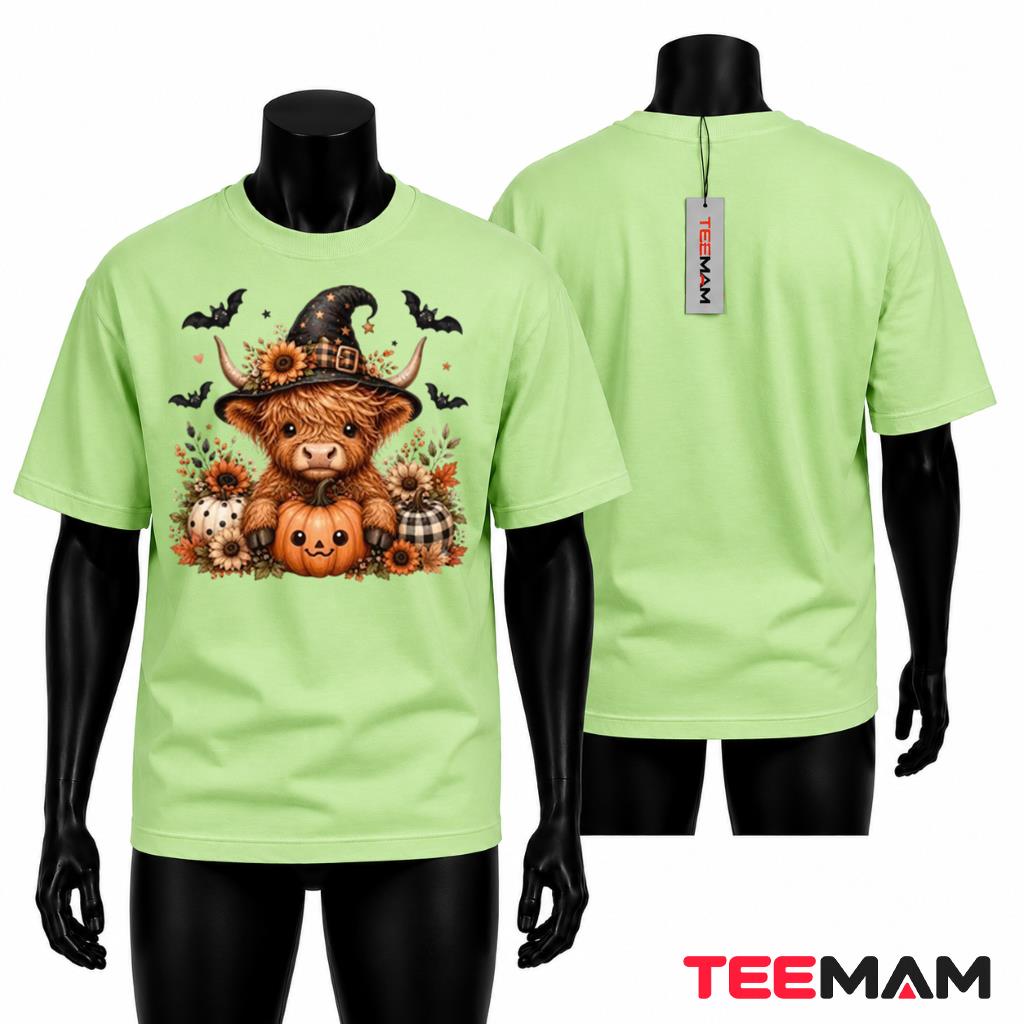 Highland Cow Halloween T-Shirt Witch Hat Pumpkin Spooky