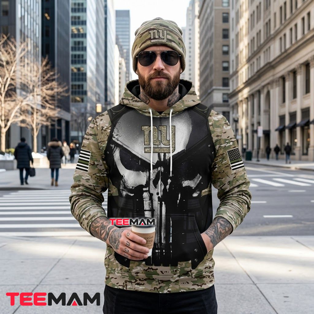 New York Giants 3D Hoodie Punisher Skull Military Camo Back New York Giants 3D Hoodie Punisher Skull Military Camo Back