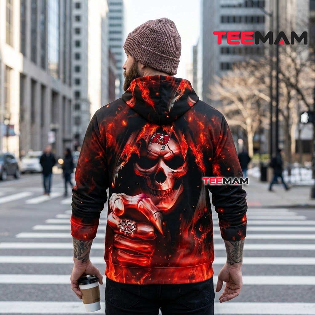 Tampa Bay Buccaneers 3D Hoodie Fiery Skull Fist Version 3 Tampa Bay Buccaneers 3D Hoodie Fiery Skull Fist Version 3