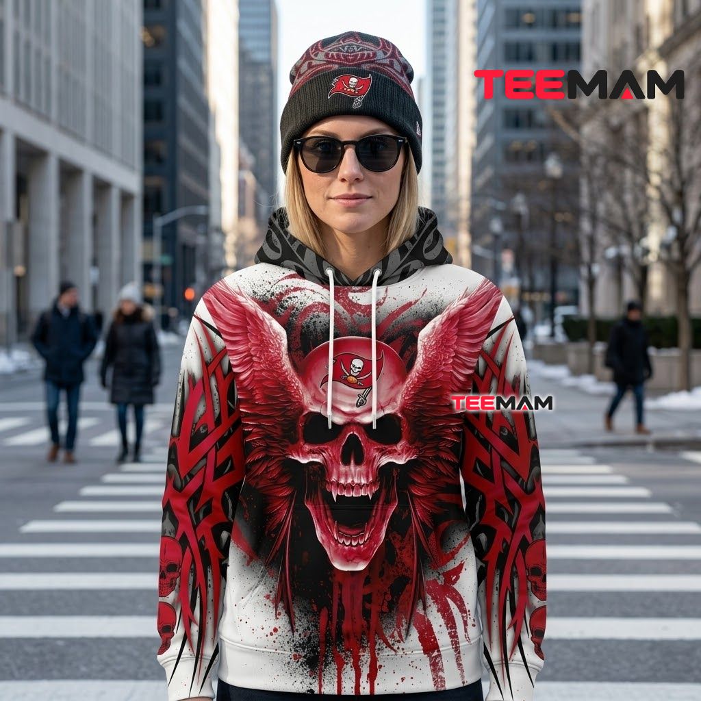 Tampa Bay Buccaneers 3D Hoodie Skull With Wings Blood Splatter Design Back Tampa Bay Buccaneers 3D Hoodie Skull With Wings Blood Splatter Design Back