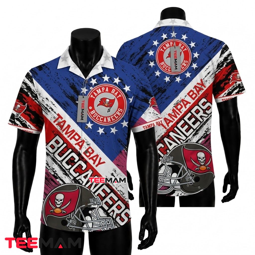Tampa Bay Buccaneers Button Up Shirt Stars Helmet Front