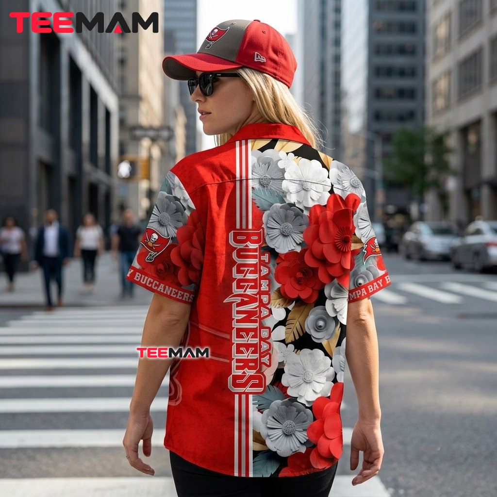 Tampa Bay Buccaneers Tropical Shirt Paper Flower Version 3 Tampa Bay Buccaneers Tropical Shirt Paper Flower Version 3