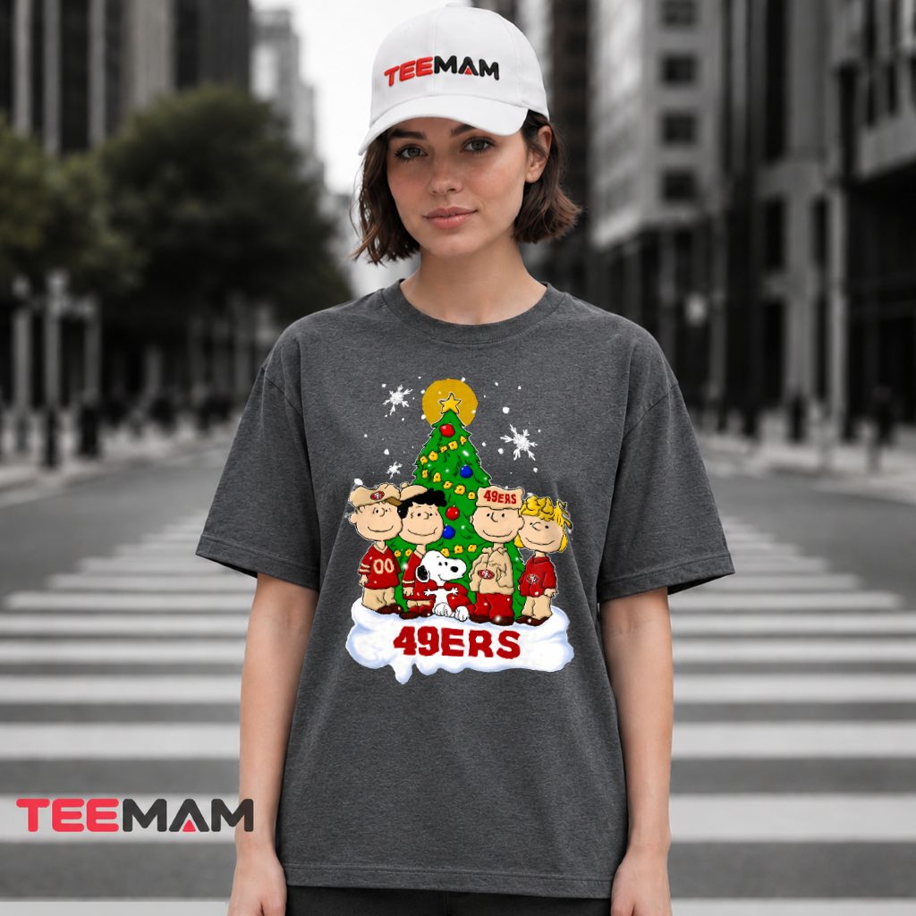 49ers Peanuts Snoopy Christmas Tree T-Shirt