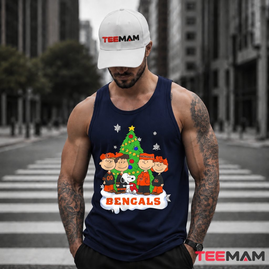 Cincinnati Bengals Peanuts Christmas Tree Tank Top Cincinnati Bengals Peanuts Christmas Tree Tank Top
