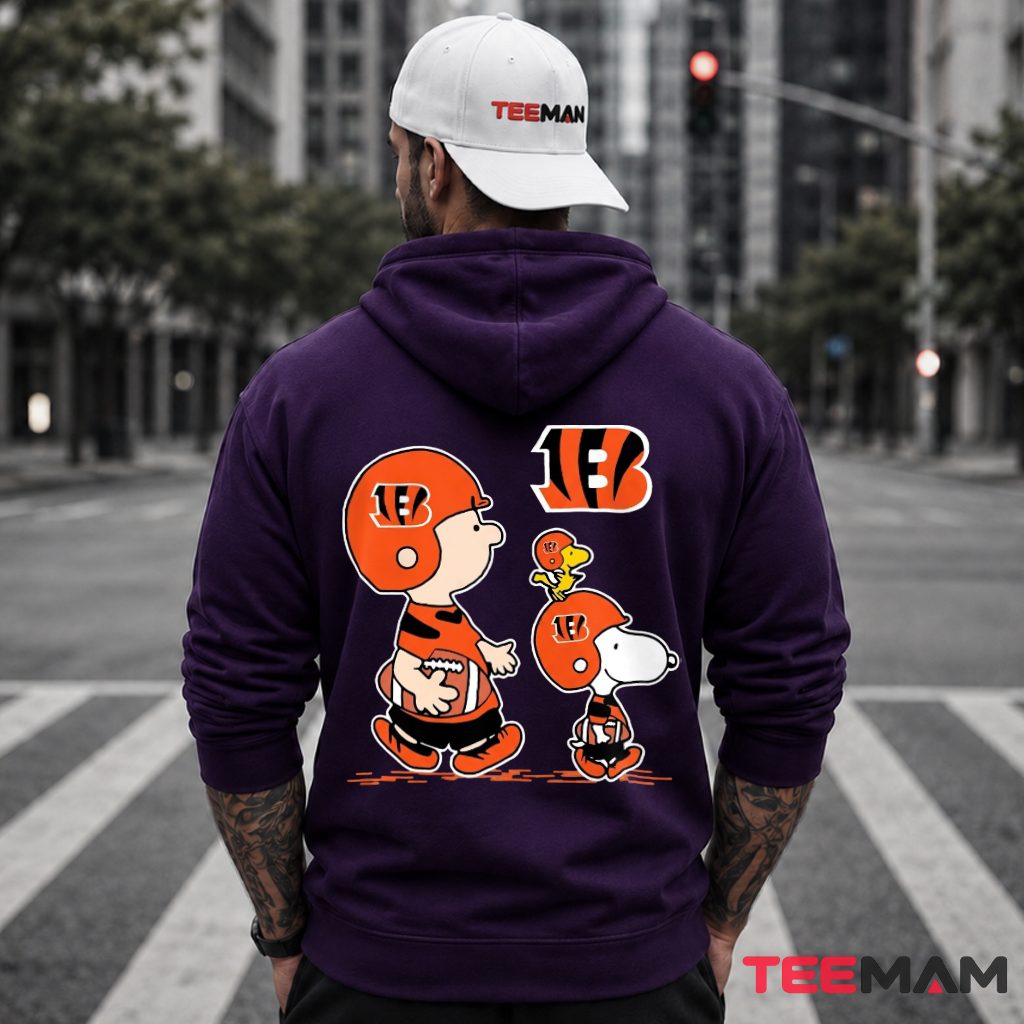 Cincinnati Bengals Peanuts Football Squad Hoodie Cincinnati Bengals Peanuts Football Squad Hoodie