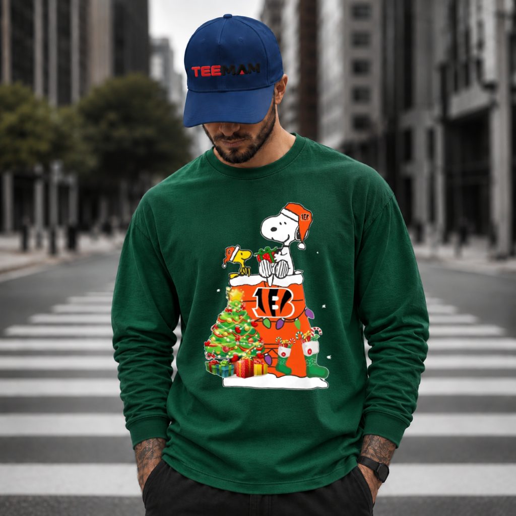 Cincinnati Bengals Snoopy Christmas Chimney Long Sleeve Cincinnati Bengals Snoopy Christmas Chimney Long Sleeve
