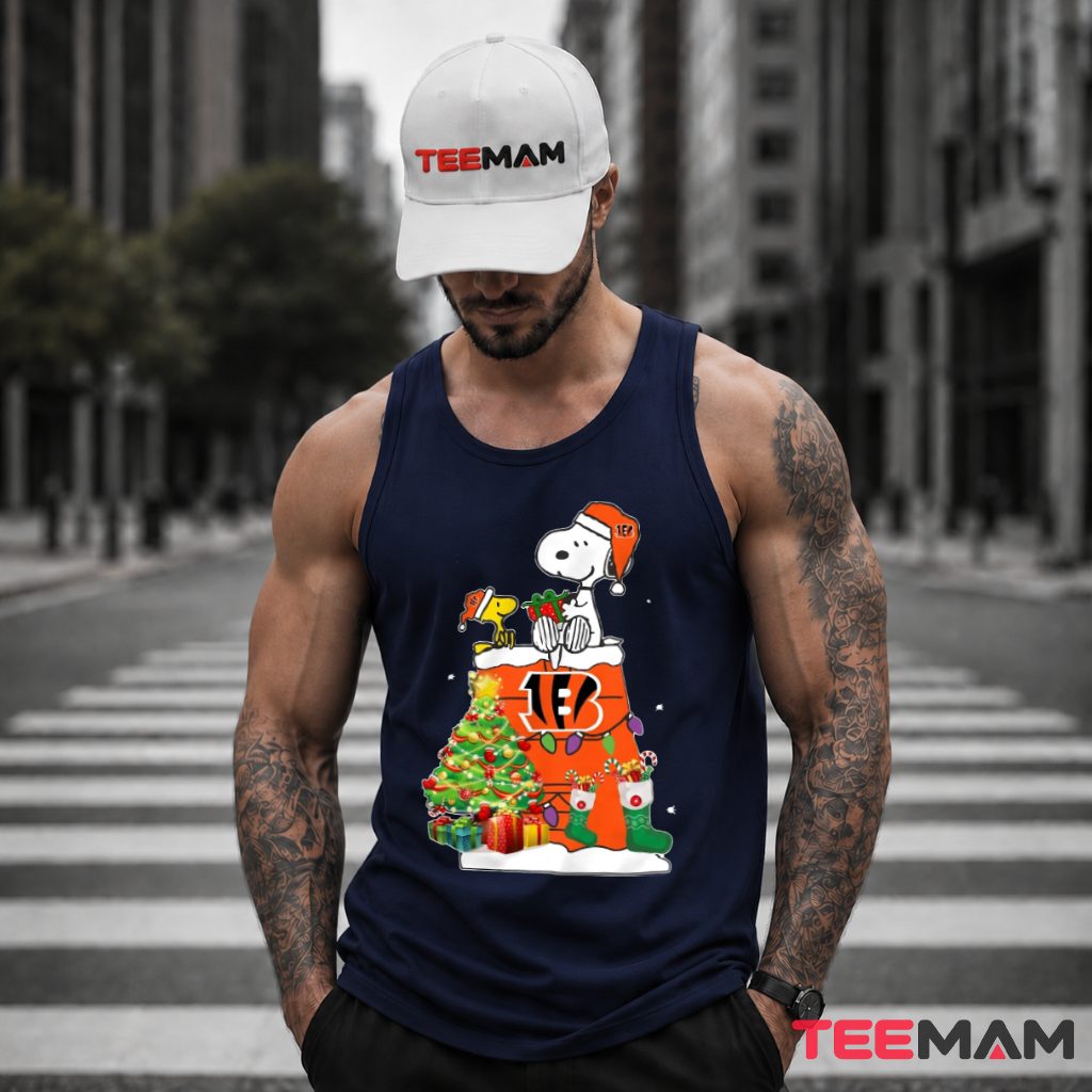 Cincinnati Bengals Snoopy Christmas Chimney Tank Top Cincinnati Bengals Snoopy Christmas Chimney Tank Top