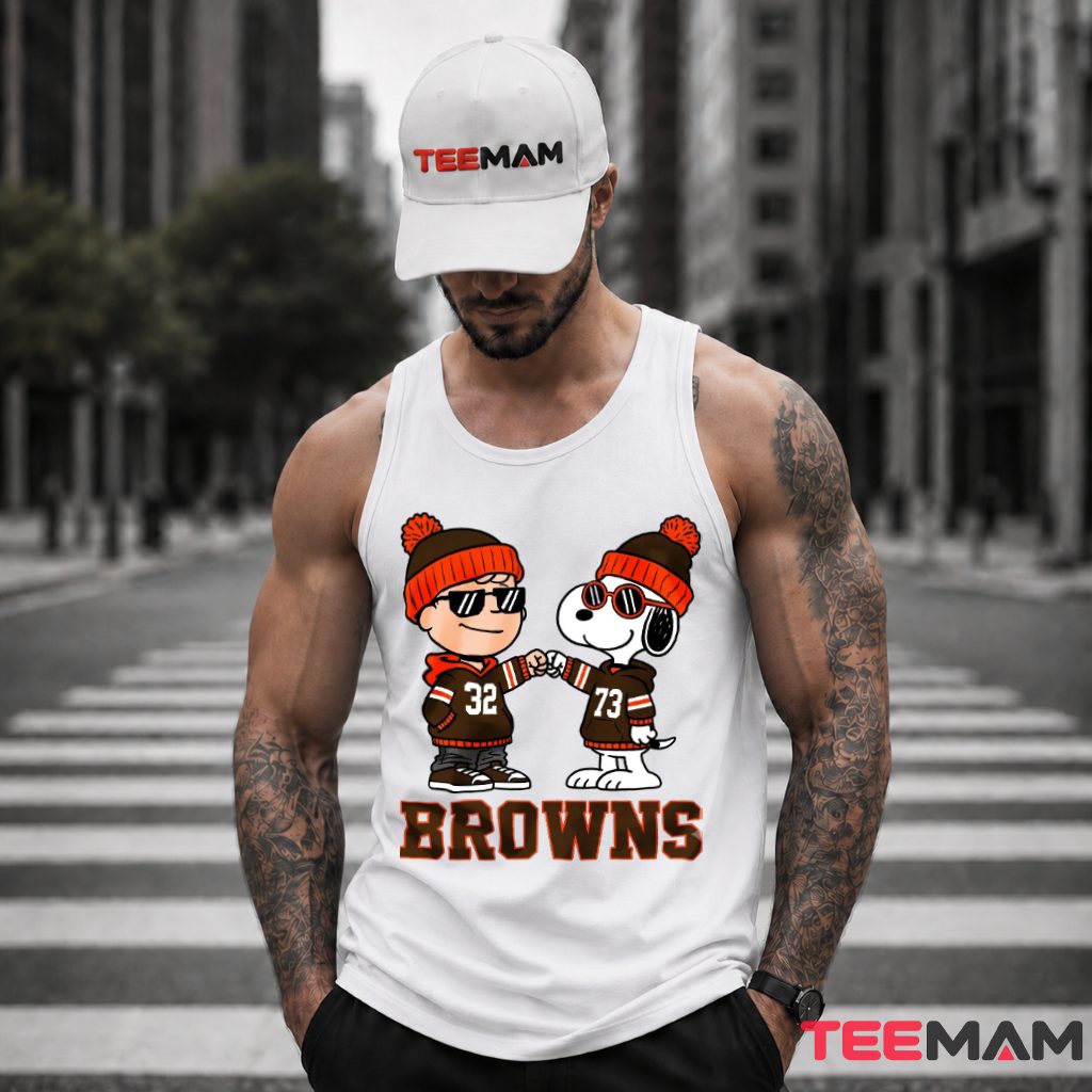 Cleveland Browns Snoopy Fist Bump Tank Top Cleveland Browns Snoopy Fist Bump Tank Top