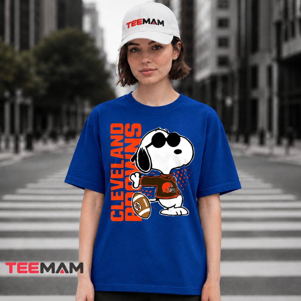Cleveland Browns Snoopy Sunglasses Football T-Shirt
