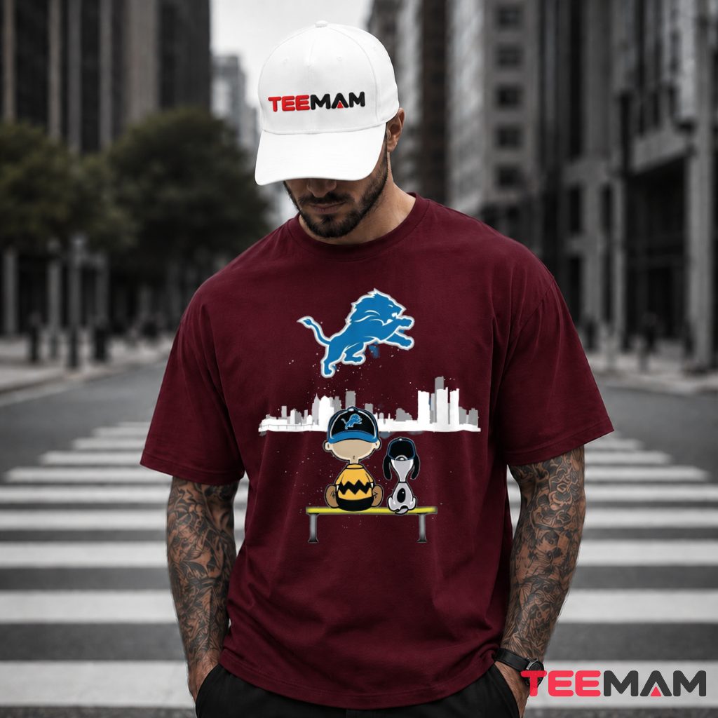 Detroit Lions Peanuts Skyline Night T-Shirt
