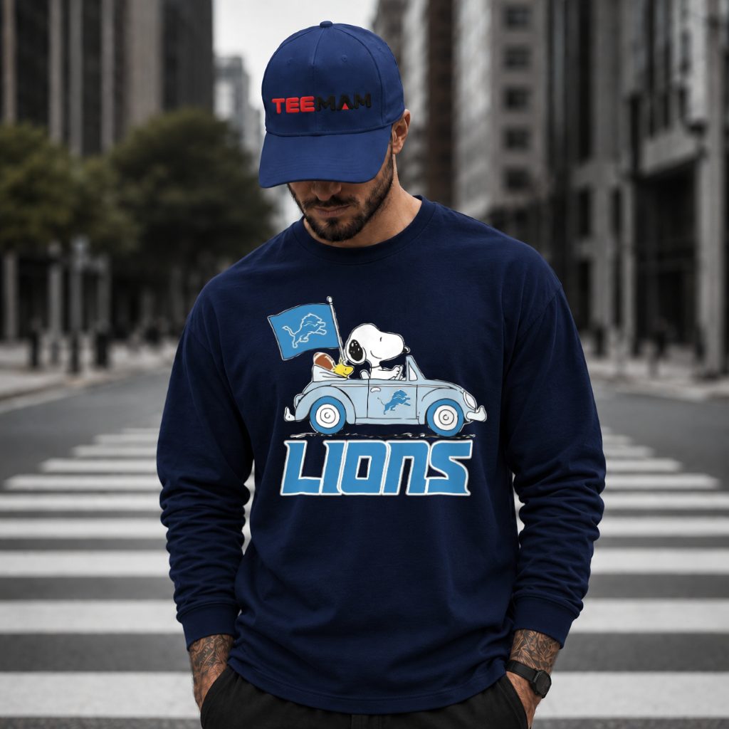 Detroit Lions Snoopy Car Flag Long Sleeve Detroit Lions Snoopy Car Flag Long Sleeve