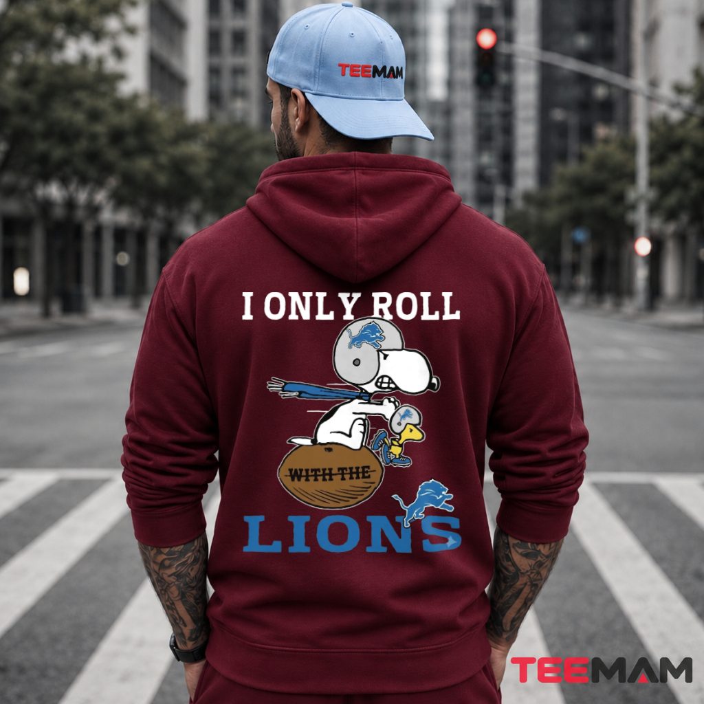 Detroit Lions Snoopy Football Roll Hoodie Detroit Lions Snoopy Football Roll Hoodie