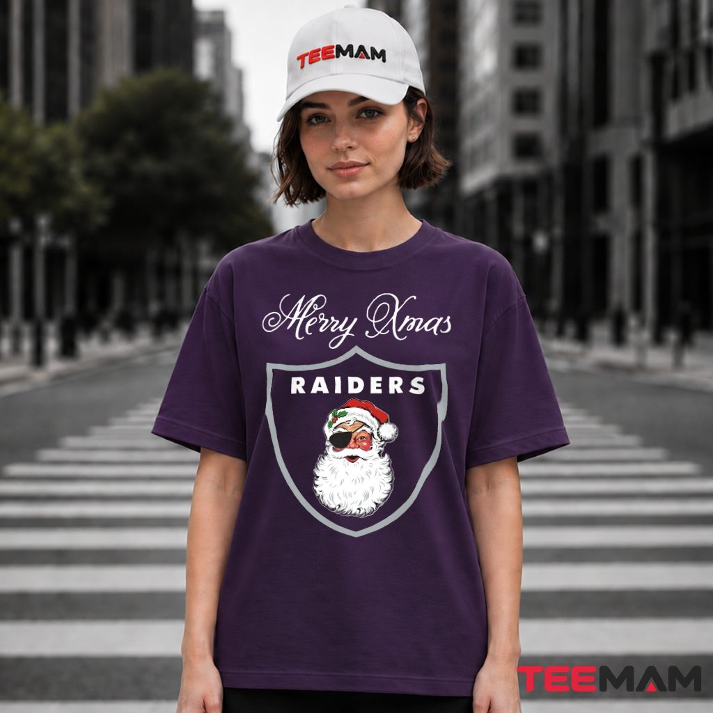 Merry Xmas Raiders Santa Shield T-Shirt