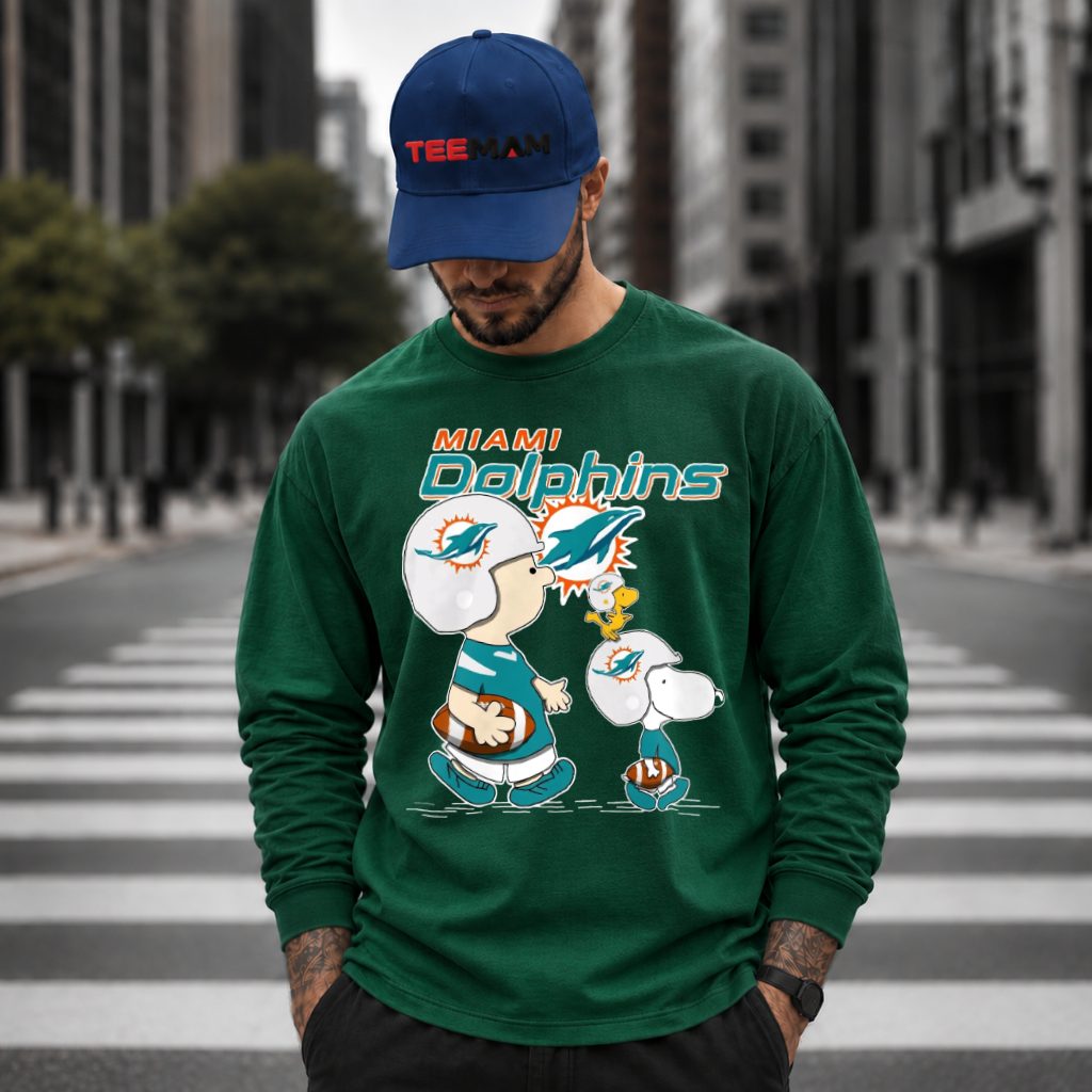 Miami Dolphins Charlie Brown Snoopy Fan Long Sleeve Miami Dolphins Charlie Brown Snoopy Fan Long Sleeve
