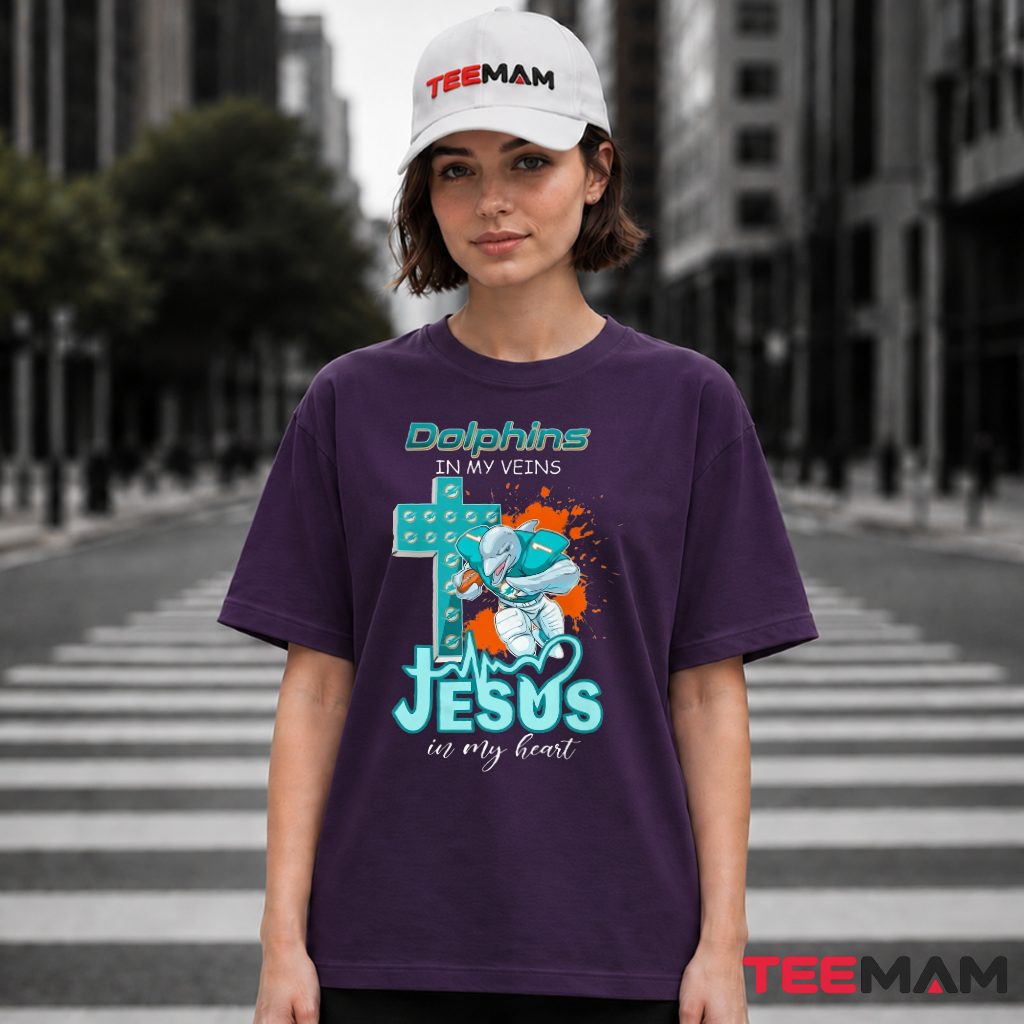 Miami Dolphins In My Veins Jesus T-Shirt