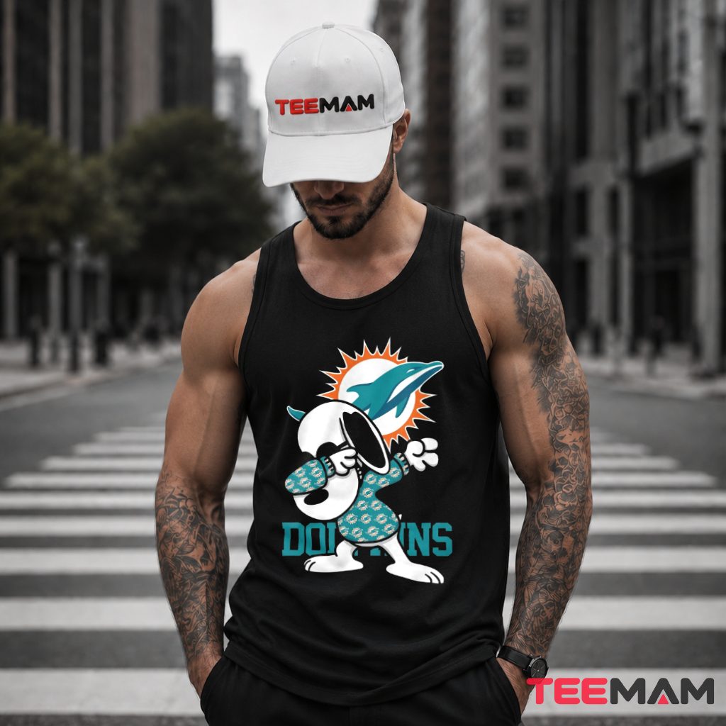 Miami Dolphins Snoopy Dabbing Fan Tank Top Miami Dolphins Snoopy Dabbing Fan Tank Top