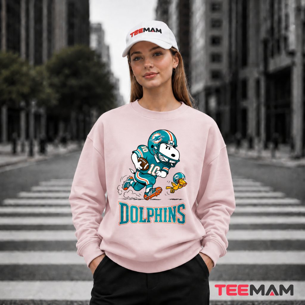 Miami Dolphins Snoopy Running Back Long Sleeve Miami Dolphins Snoopy Running Back Long Sleeve