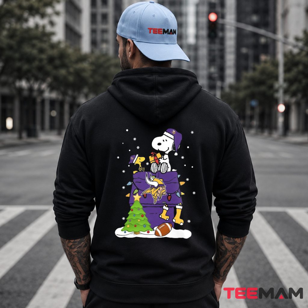Minnesota Vikings Snoopy Chimney Christmas House Hoodie Minnesota Vikings Snoopy Chimney Christmas House Hoodie