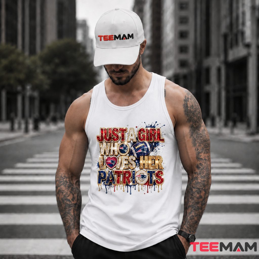 New England Patriots Bling Girl Loves Tank Top New England Patriots Bling Girl Loves Tank Top