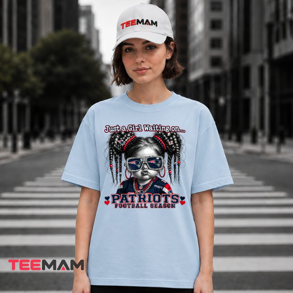 New England Patriots Girl Football Season T-Shirt