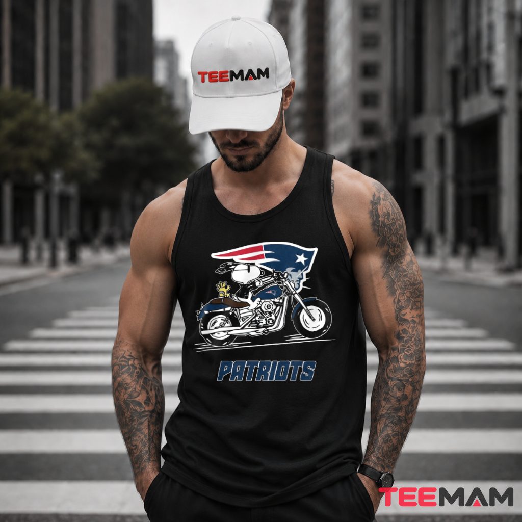 New England Patriots Snoopy Motorcycle Ride Tank Top New England Patriots Snoopy Motorcycle Ride Tank Top