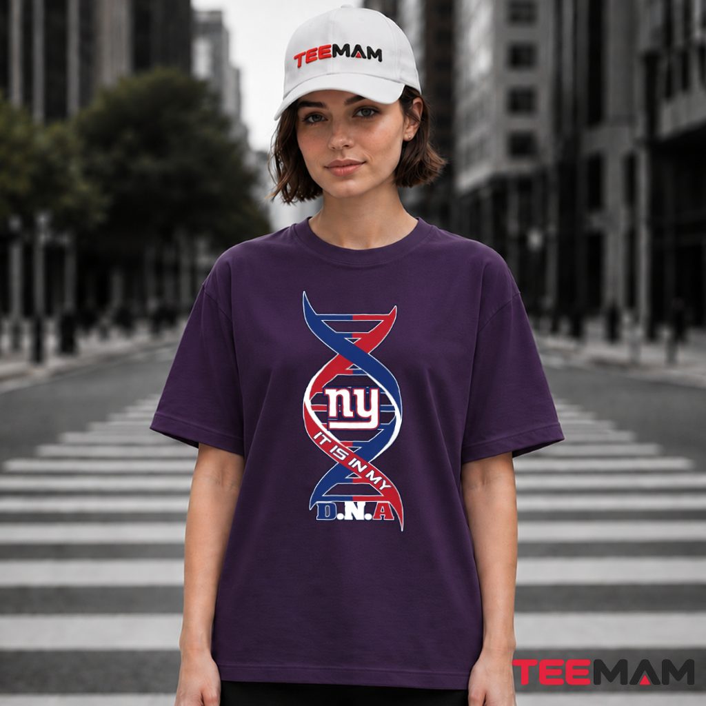 New York Giants Logo Dna Strand T-Shirt