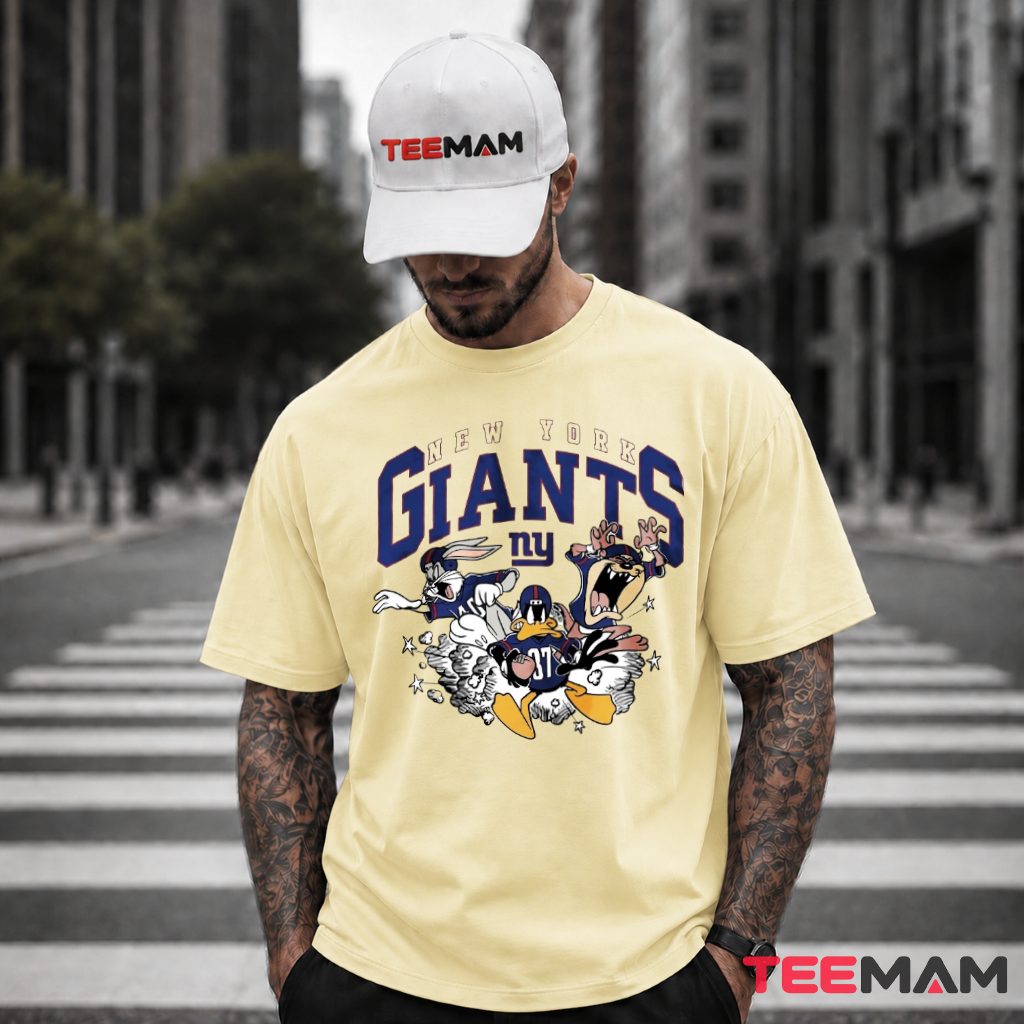 New York Giants Looney Tunes Brawl T-Shirt