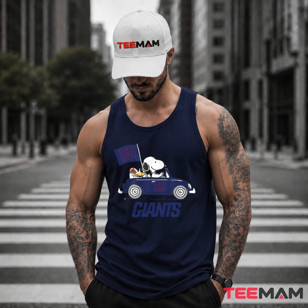 New York Giants Snoopy Convertible Car Flag Tank Top New York Giants Snoopy Convertible Car Flag Tank Top