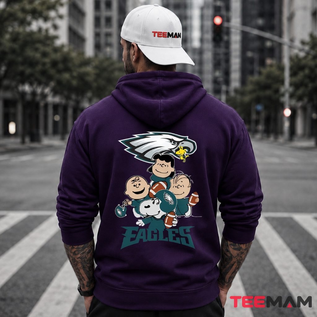 Philadelphia Eagles Snoopy Peanuts Football Fan Hoodie Philadelphia Eagles Snoopy Peanuts Football Fan Hoodie