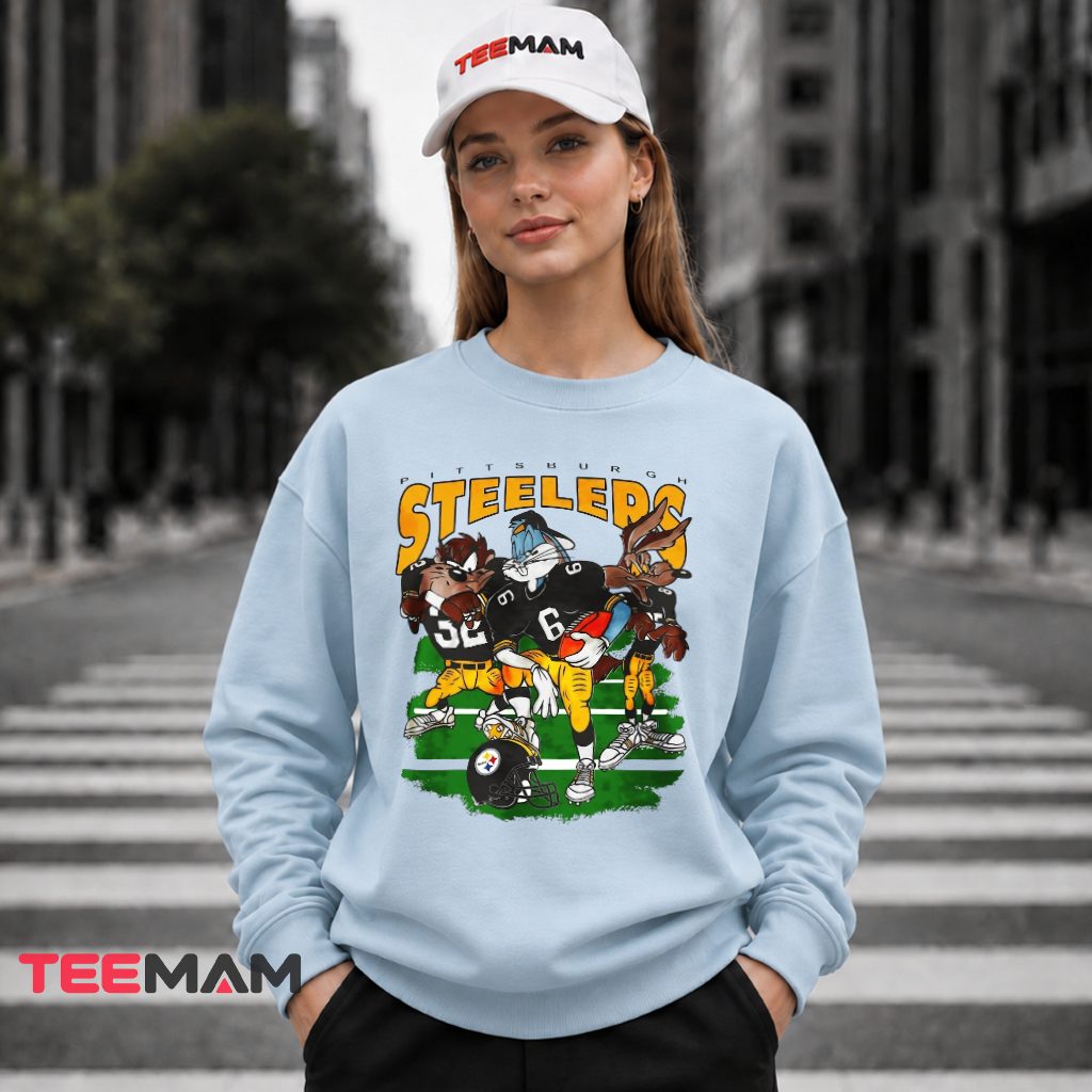 Pittsburgh Steelers Looney Tunes Football Team Long Sleeve Pittsburgh Steelers Looney Tunes Football Team Long Sleeve