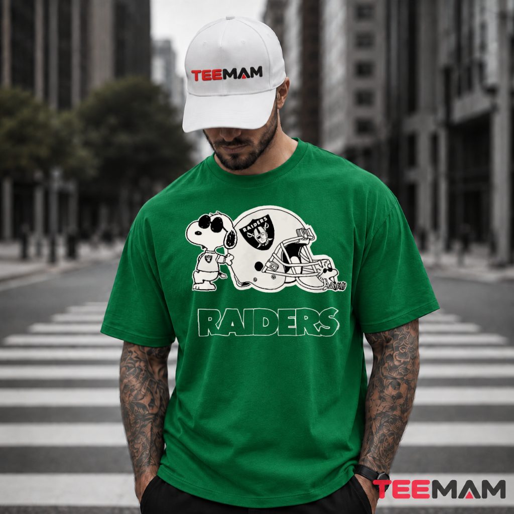 Raiders Snoopy Woodstock Football Helmet T-Shirt