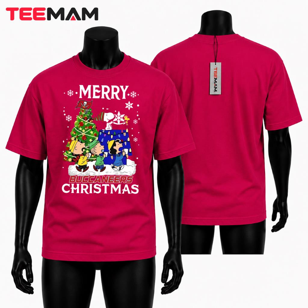 Tampa Bay Buccaneers Snoopy Woodstock Merry Christmas T-Shirt