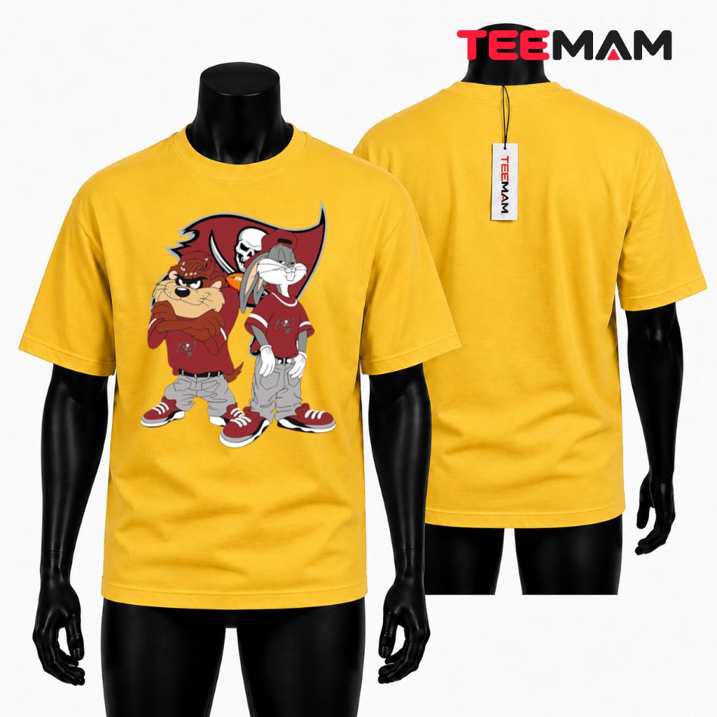 Tampa Bay Buccaneers Taz Bugs Bunny T-Shirt