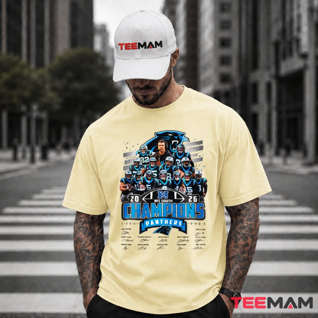 Carolina Panthers Bluey And Bingo High Five Football Shirt Carolina Panthers Bluey And Bingo High Five Football Shirt