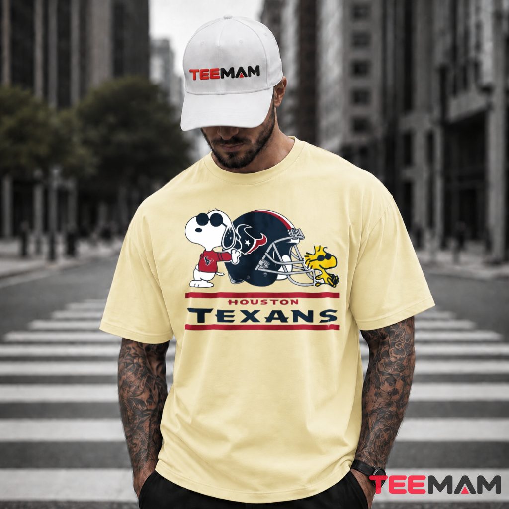 Houston Texans Snoopy Joe Cool Big Helmet Woodstock T-Shirt