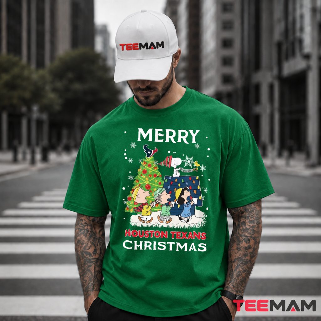 Houston Texans Snoopy Merry Christmas Doghouse T-Shirt