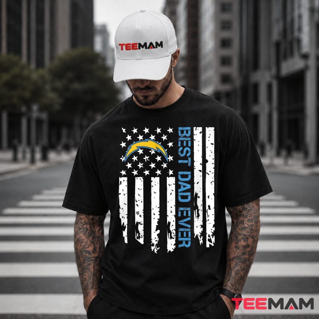 Los Angeles Chargers Best Dad Ever Distressed American Flag T-Shirt